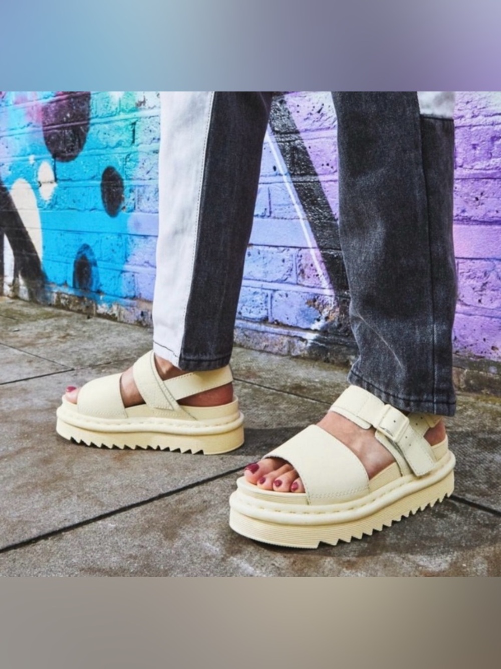 Dr. Martens Voss Mono Platform Sandals Pale Yellow US 9 EU 41 Minimalist Grunge